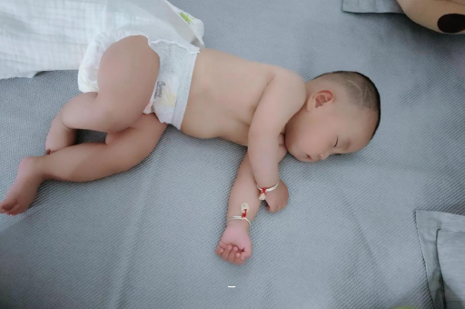沙洋怀孕初期小腹痉挛